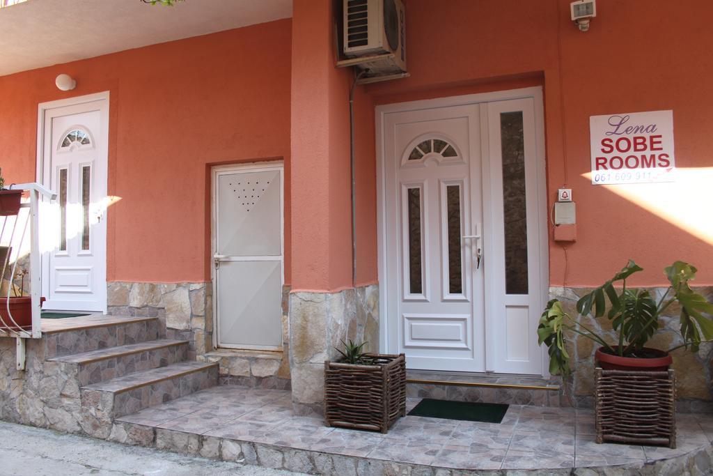 Apartments And Rooms Lena Mostar Exterior foto